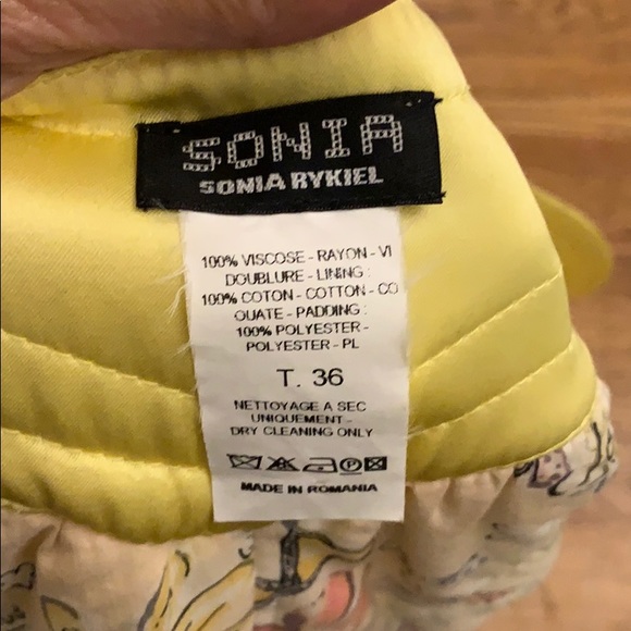 GOLD SATIN FRENCH PUFFED BED JACKET - Picture 6 of 8